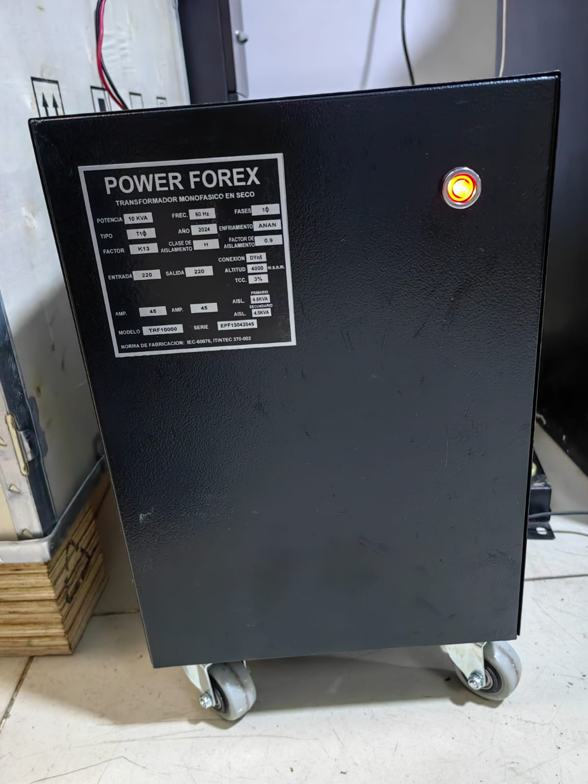 TRANSFORMADOR DE AISLAMIENTO MONOFASICO 10KVA MONOFASICO FACTOR K13 (SECO) ENTRADA 220 VAC FRECUENCIA 60Hz